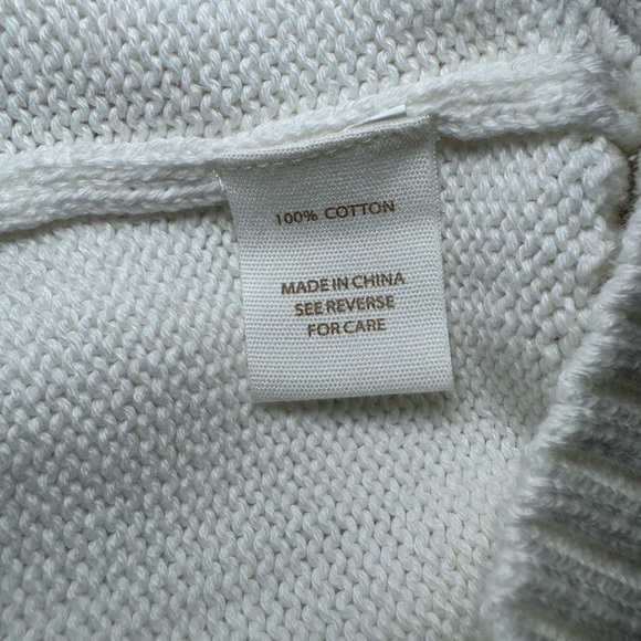 White Floral Embroidered Sweater- Medium - Picture 5 of 5